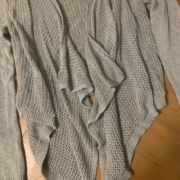 Abercrombie & Fitch Waterfall Knit Cardigan - Picture 3 of 5